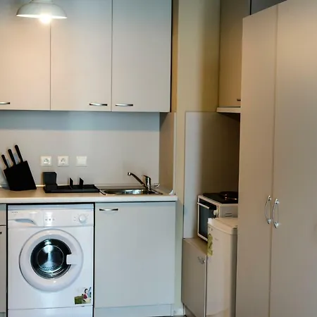 Seven Heaven Apartment *