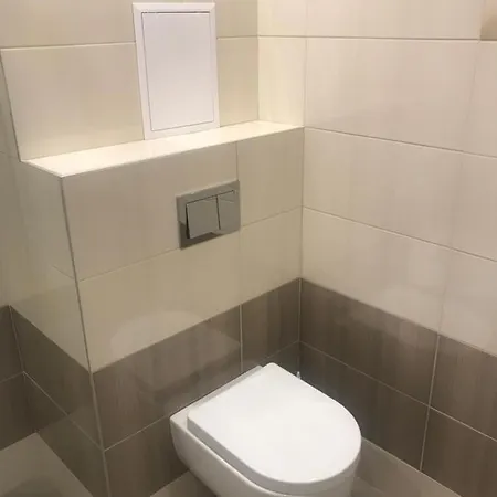 Seven Heaven Apartment *